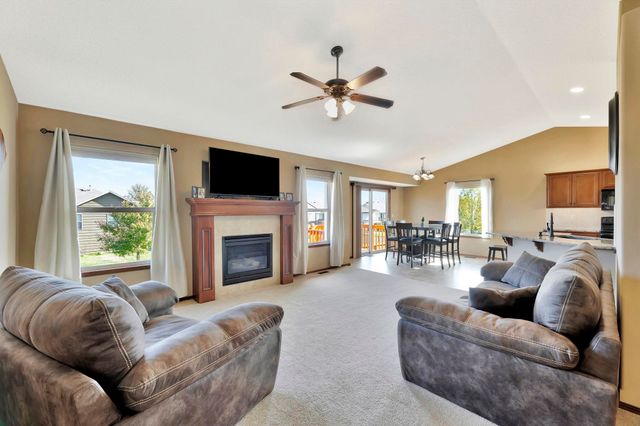 5112 N Saker Cir, Wichita, KS 67219