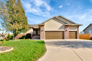5112 N Saker Cir, Wichita, KS 67219