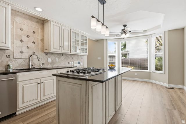 189 N PALISADE DR, Orem, UT 84097