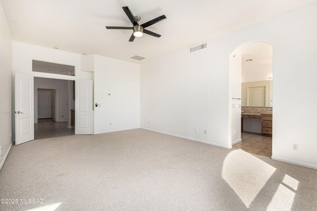 10094 E Stone Spring Place, Tucson, AZ 85749