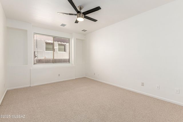 10094 E Stone Spring Place, Tucson, AZ 85749