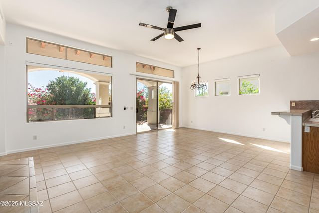 10094 E Stone Spring Place, Tucson, AZ 85749