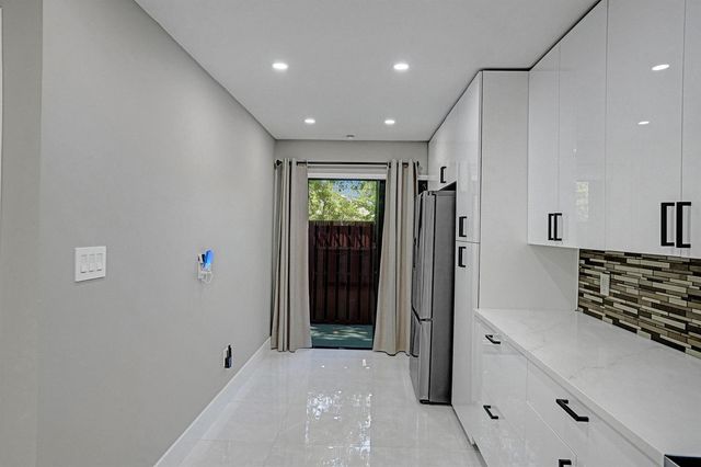 456 SE 14th Street, Dania Beach, FL 33004
