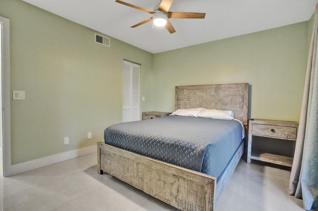 456 SE 14th Street, Dania Beach, FL 33004