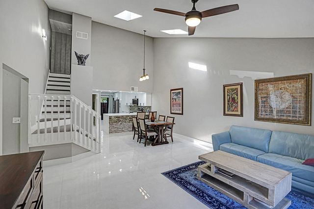 456 SE 14th Street, Dania Beach, FL 33004