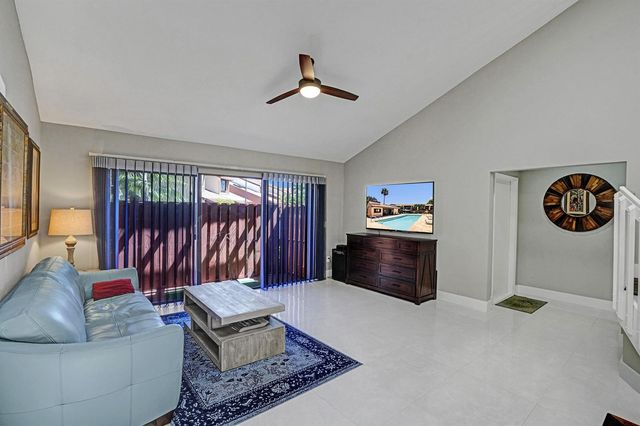456 SE 14th Street, Dania Beach, FL 33004