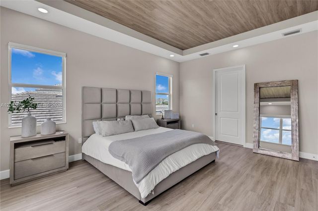 15769 Hummingbird Lane, Westlake, FL 33470