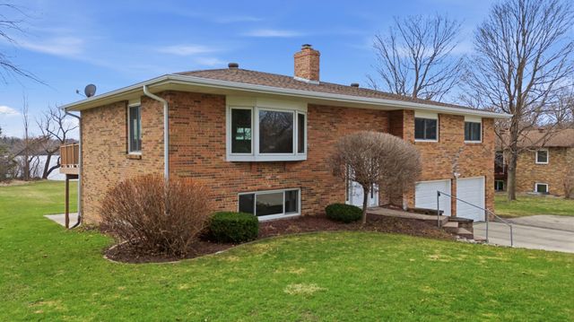 1021 Stony Brook Manor, Fergus Falls, MN 56537