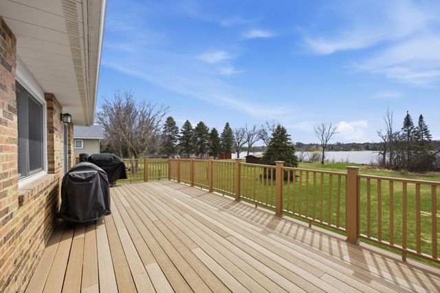 1021 Stony Brook Manor, Fergus Falls, MN 56537