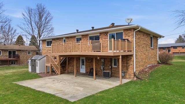 1021 Stony Brook Manor, Fergus Falls, MN 56537