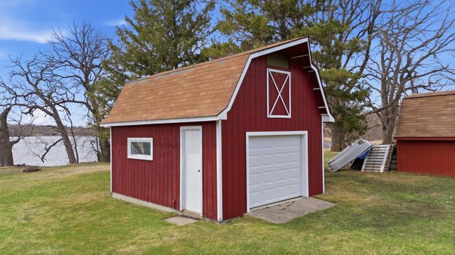 1021 Stony Brook Manor, Fergus Falls, MN 56537