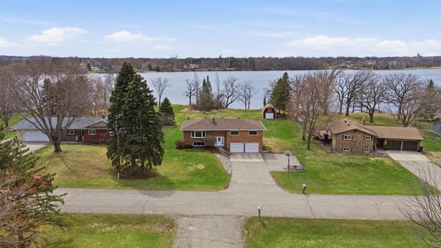 1021 Stony Brook Manor, Fergus Falls, MN 56537