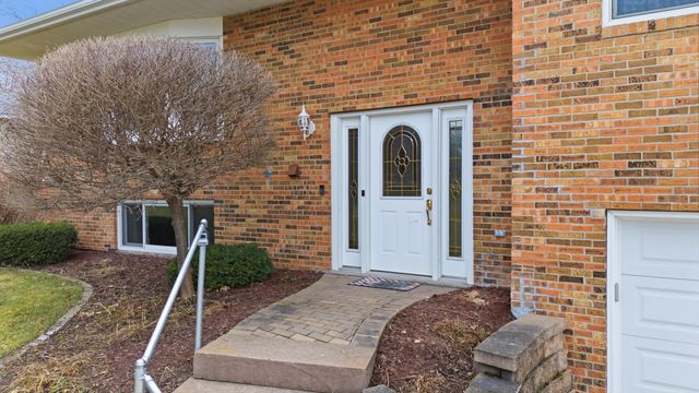 1021 Stony Brook Manor, Fergus Falls, MN 56537