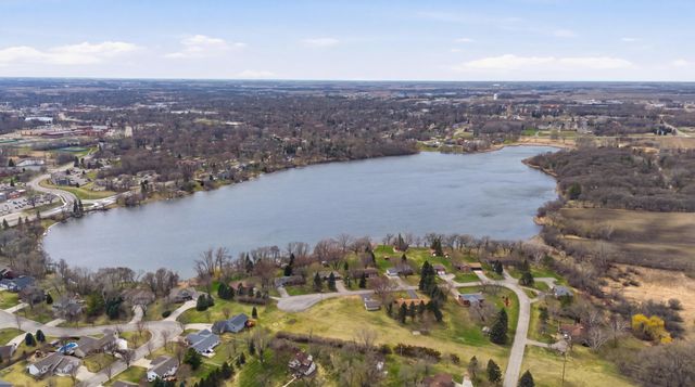 1021 Stony Brook Manor, Fergus Falls, MN 56537