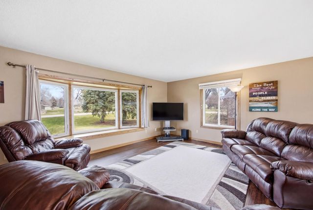 1021 Stony Brook Manor, Fergus Falls, MN 56537