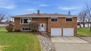 1021 Stony Brook Manor, Fergus Falls, MN 56537