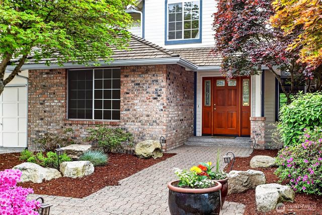 19223 63rd Avenue NE, Kenmore, WA 98028