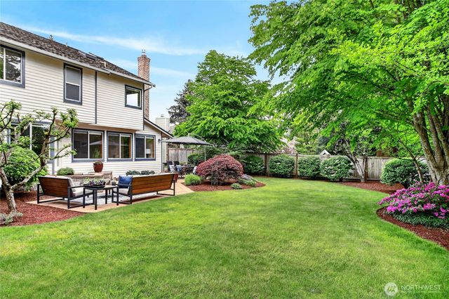 19223 63rd Avenue NE, Kenmore, WA 98028