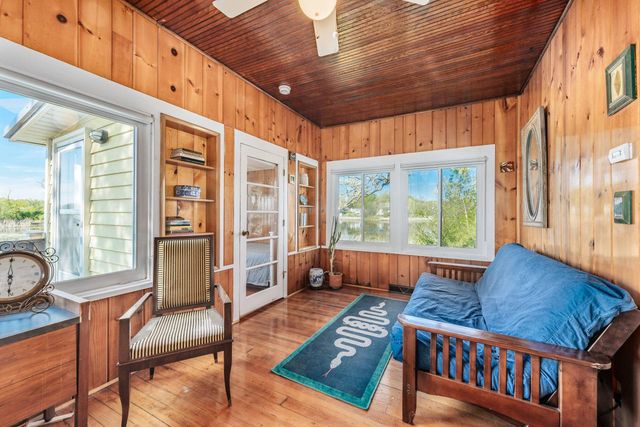 W6641 N Lakeshore DRIVE, Elkhorn, WI 53121