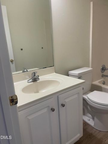 805 Jennings Berry Drive, Elon, NC 27244