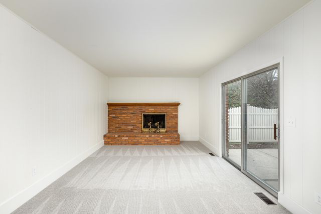 8915 Oakview Street, Plymouth, MI 48170