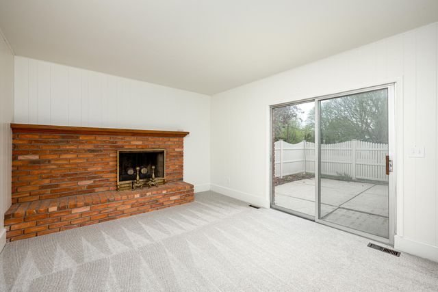 8915 Oakview Street, Plymouth, MI 48170