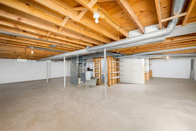 8915 Oakview Street, Plymouth, MI 48170