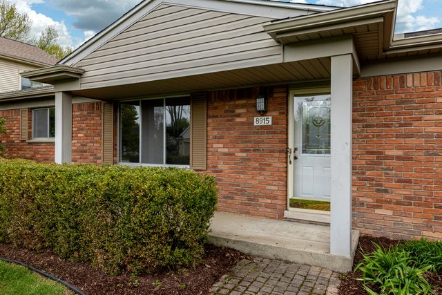 8915 Oakview Street, Plymouth, MI 48170