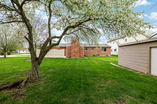 8915 Oakview Street, Plymouth, MI 48170