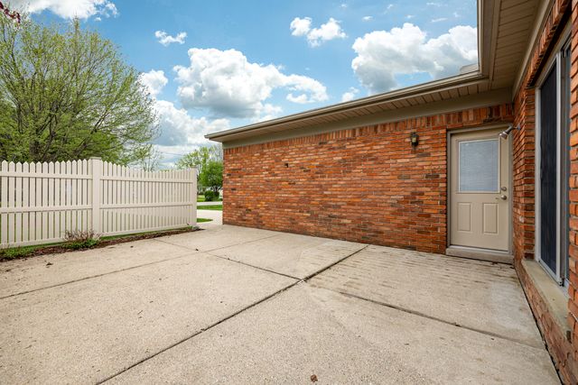 8915 Oakview Street, Plymouth, MI 48170
