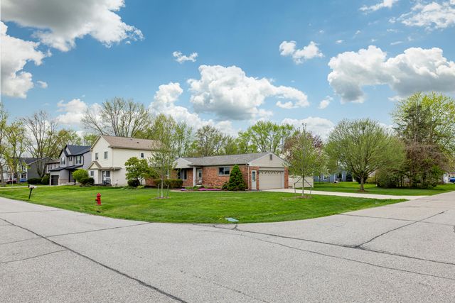 8915 Oakview Street, Plymouth, MI 48170
