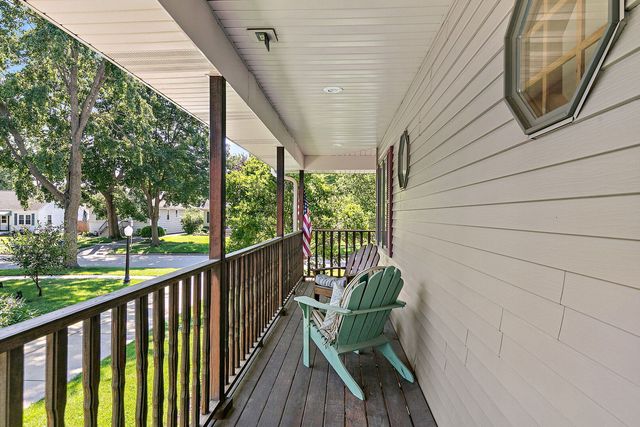 133 N Elroy Avenue, Bartlett, IL 60103