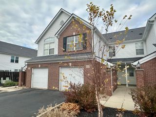 5832 Albany Grove, Westerville, OH 43081