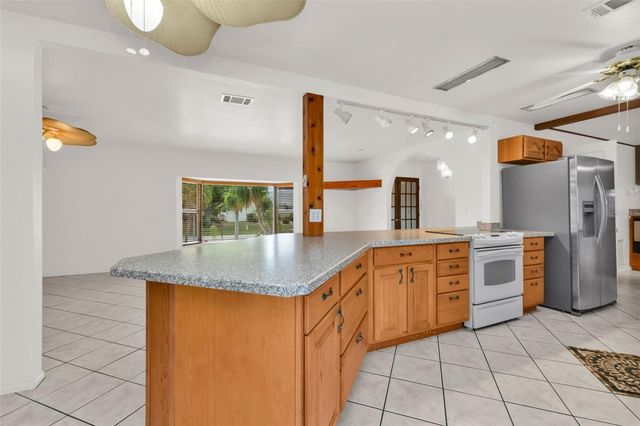 238 FRY TERRACE SE, Port Charlotte, FL 33952