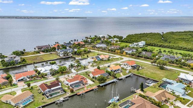 238 FRY TERRACE SE, Port Charlotte, FL 33952