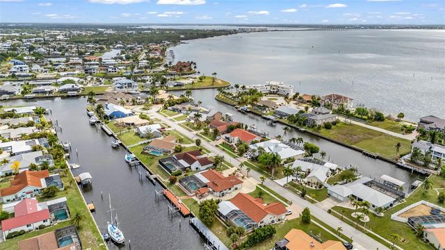 238 FRY TERRACE SE, Port Charlotte, FL 33952