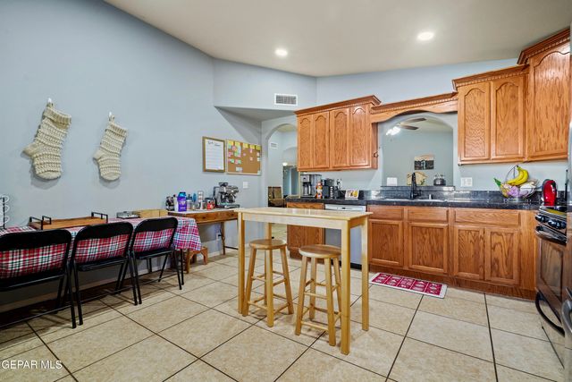 14351 SPANISH POINT Drive, El Paso, TX 79938