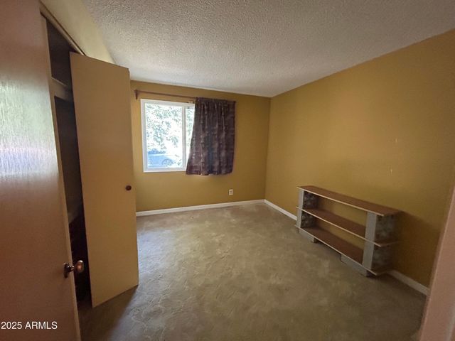 8243 W PICCADILLY Road, Phoenix, AZ 85033