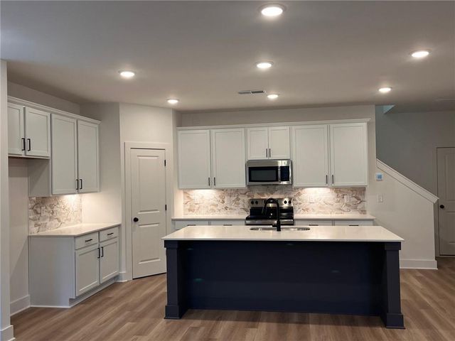 3230 Cyrus Creek Drive 21, Kennesaw, GA 30152