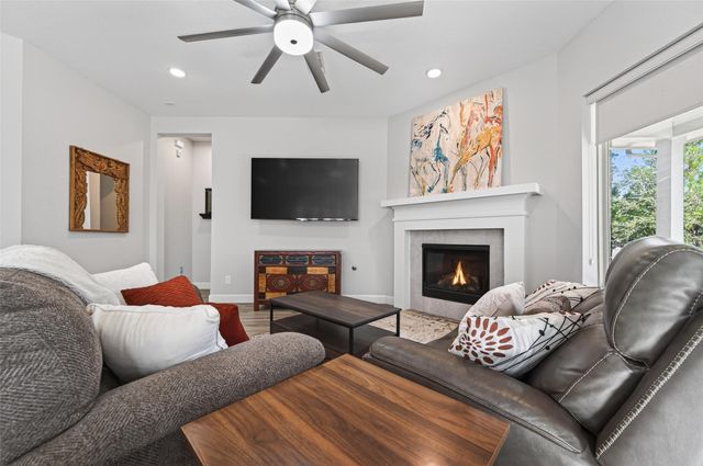 411 Callery Pear Court, Conroe, TX 77304