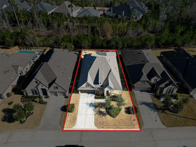 411 Callery Pear Court, Conroe, TX 77304