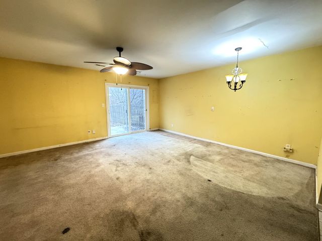 1320 E Arnold Street 1320, Sandwich, IL 60548