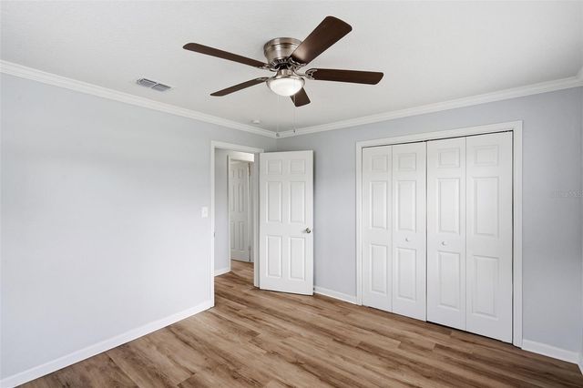 210 E MERRILL AVENUE, Dundee, FL 33838