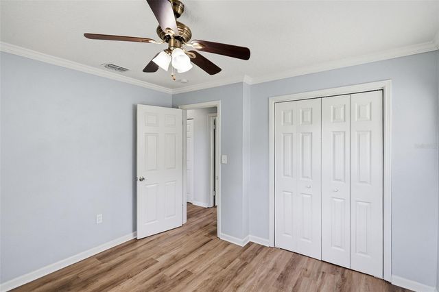 210 E MERRILL AVENUE, Dundee, FL 33838