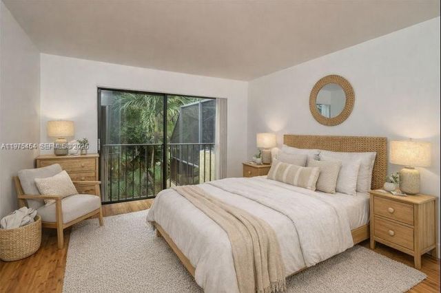 3905 Adra Ave J-46B, Doral, FL 33178