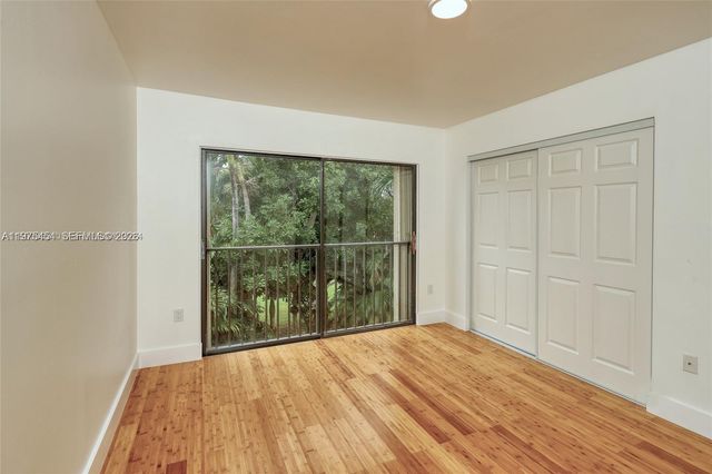 3905 Adra Ave J-46B, Doral, FL 33178