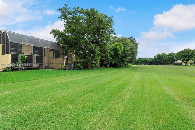 3905 Adra Ave J-46B, Doral, FL 33178