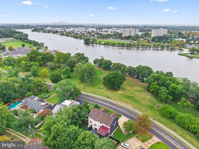 233 S PARK DR, Haddon Township, NJ 08108