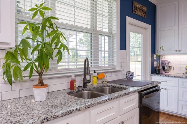 111 N Church Street, Newton Grove, NC 28366