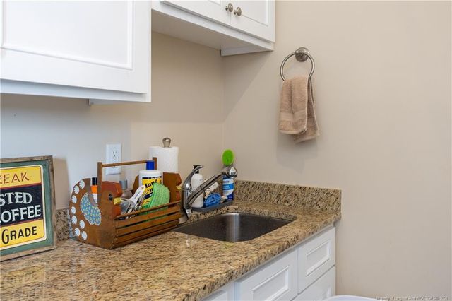 111 N Church Street, Newton Grove, NC 28366